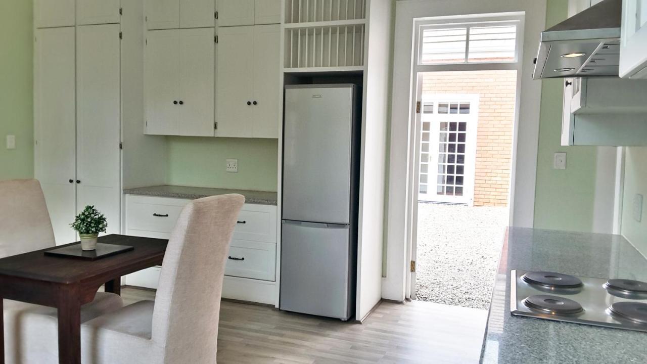 Versailles Pretoria-Noord Exteriör bild
