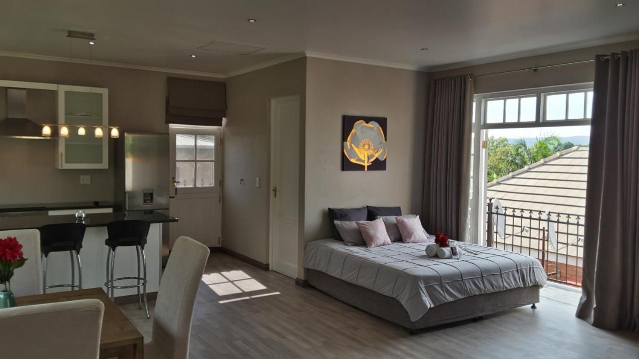 Versailles Pretoria-Noord Exteriör bild